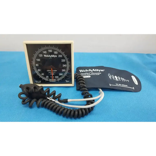 Welch Allyn Blood Pressure Monitor Kit Desk Aneroid Sphygmomanometer Adult Cuff Aneroid Sphygmomanometer, second-hand product photo 1