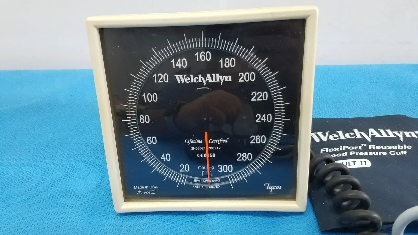 Welch Allyn Blood Pressure Monitor Kit Desk Aneroid Sphygmomanometer Adult Cuff Aneroid Sphygmomanometer, second-hand product photo 3