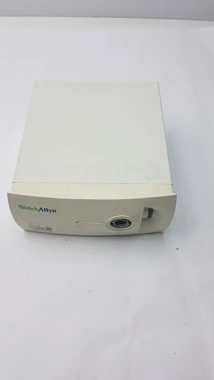 Welch Allyn CL300 Surgical Illuminator, Ref 90123 Surgical Illuminator, second-hand product photo 2