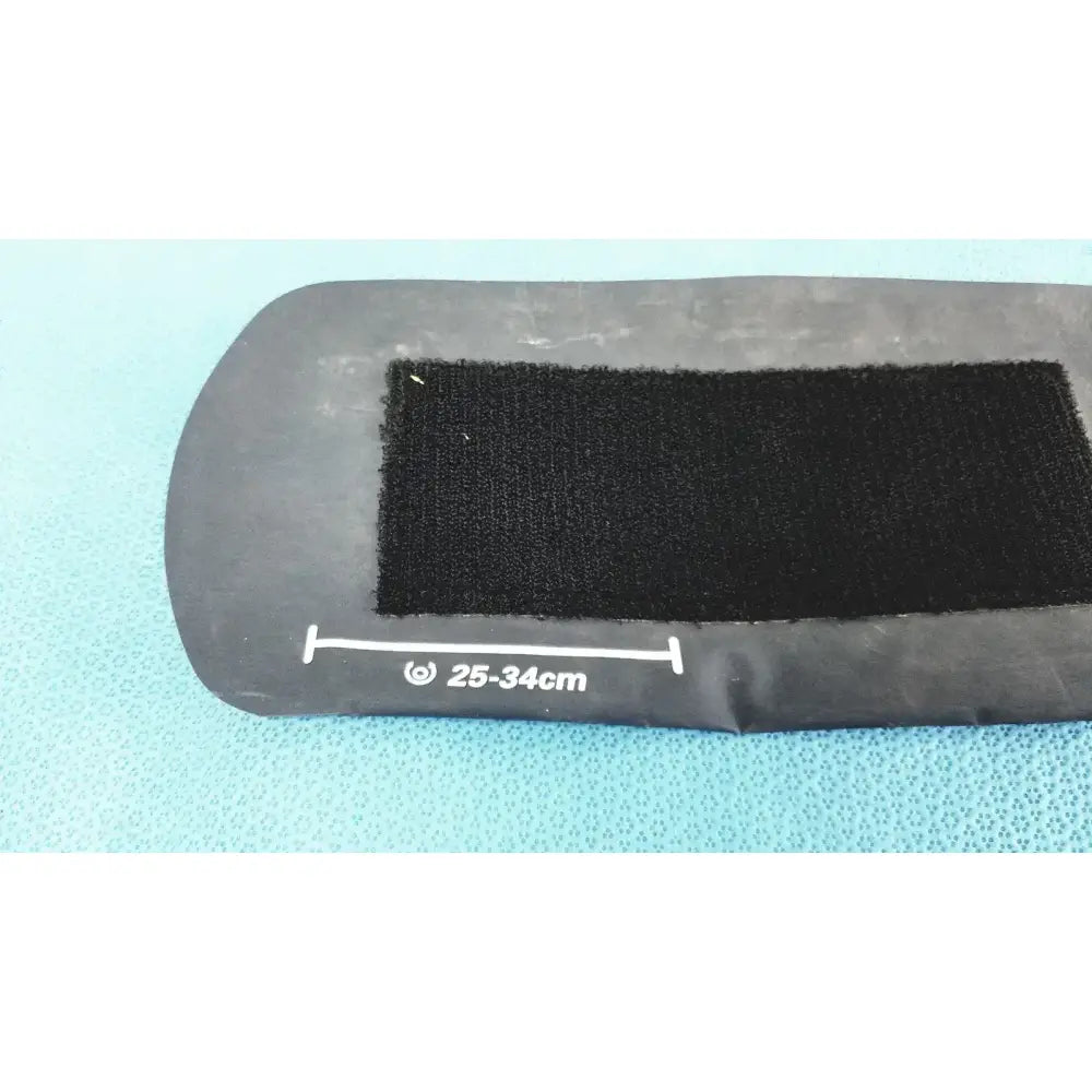 Welch Allyn FlexiPort Adult 11 Blood Pressure Cuff - 25cm 35cm w/ Inflation Bulb Blood Pressure Cuff, second-hand product photo 2