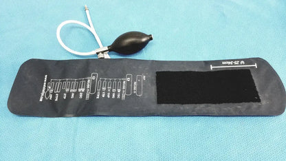 Welch Allyn FlexiPort Adult 11 Blood Pressure Cuff - 25cm 35cm w/ Inflation Bulb Blood Pressure Cuff, second-hand product photo 10