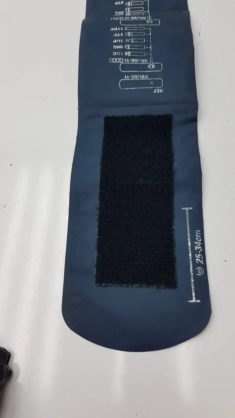 Welch Allyn FlexiPort Reusable Blood Pressure Cuff Adult 11, 25 - 34 cm Blood Pressure Cuff, second-hand product photo 12