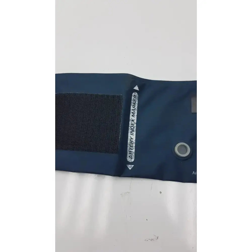 Welch Allyn FlexiPort Reusable Blood Pressure Cuff Adult 11, 25 - 34 cm Blood Pressure Cuff, second-hand product photo 10