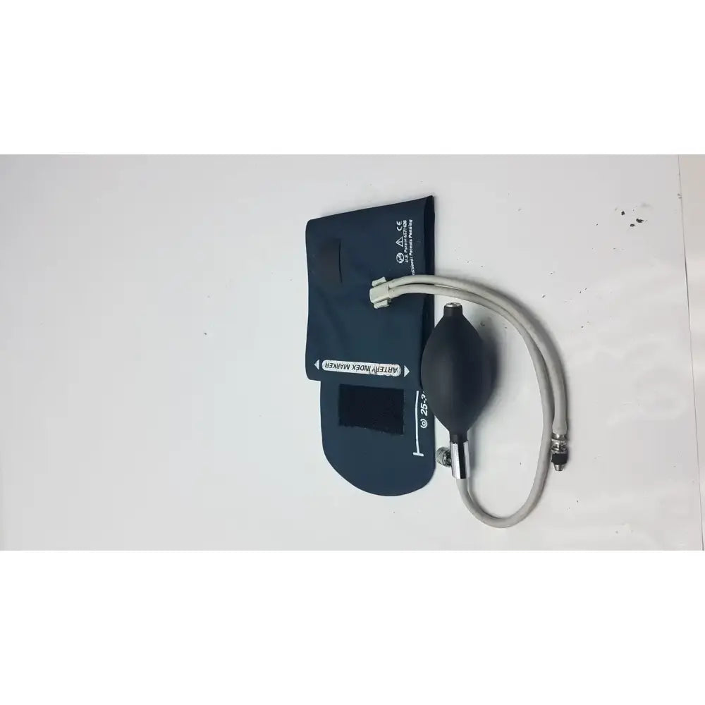 Welch Allyn FlexiPort Reusable Blood Pressure Cuff Adult 11, 25 - 34 cm Blood Pressure Cuff, second-hand product photo 3