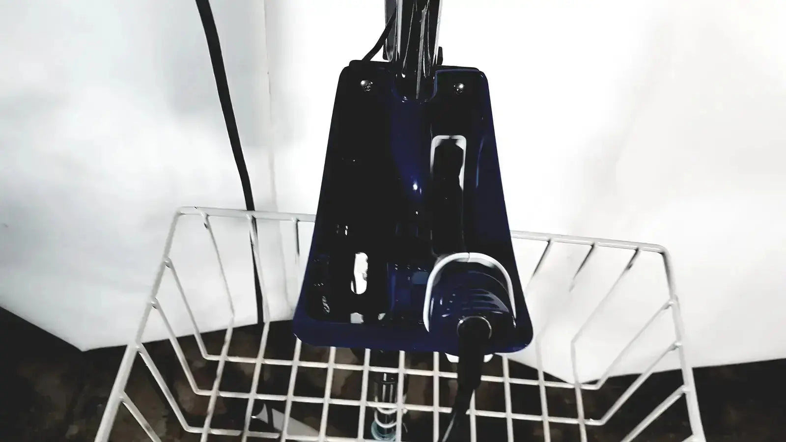 Welch Allyn GlideScope Cobalt AVL Monitor 0570-0304 With Cart and Stand Video Laryngoscope Monitor, second-hand product photo 3