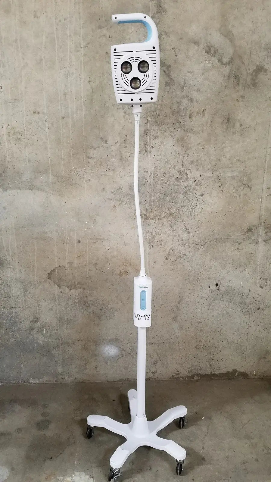 Reuse Medical Welch Allyn GS 600 Exam Light with Rolling Stand Surgical & Examination Lights, as-is (for parts) product photo 1