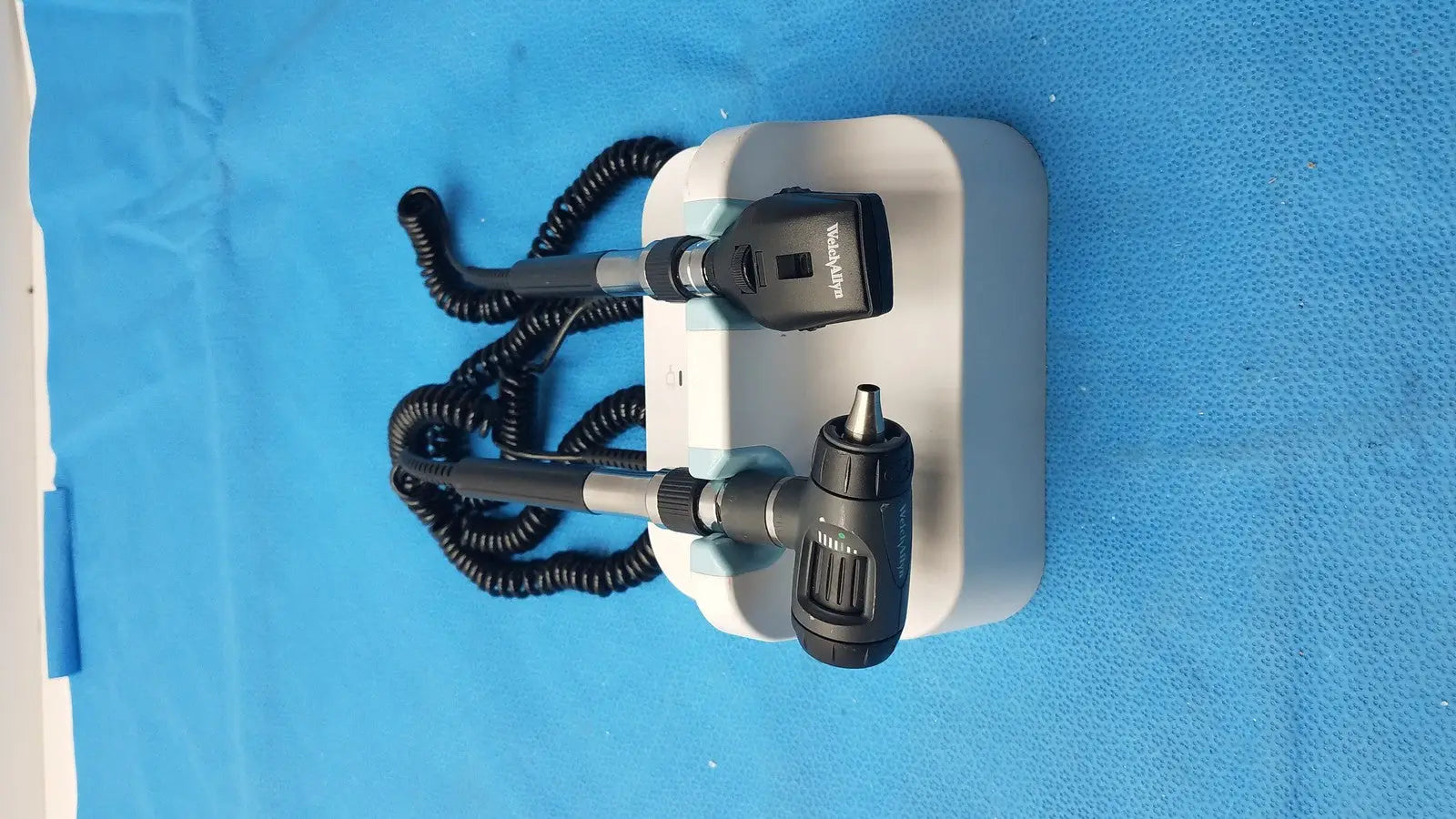 Welch Allyn GS 777 Wall Transformer w/ Otoscope & Ophthalmoscope Heads Diagnostic Wall Transformer, second-hand product photo 2