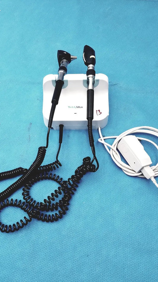 Reuse Medical Welch Allyn GS 777 Wall Transformer with Ophthalmoscope Otoscope Other Medical & Lab Equipment, second-hand product photo 1