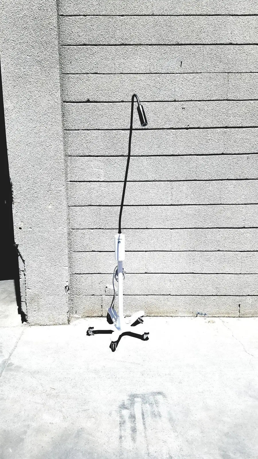 White gooseneck floor lamp with black cord and adjustable arm for welch allyn gs exam light iv reuse medical use