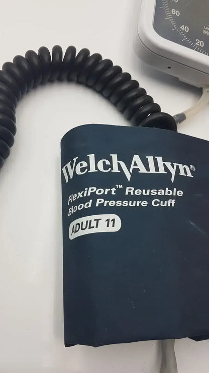 Welch Allyn Lifetime Certified Blood Pressure Gauge with Cuff 25-34cm Blood Pressure Gauge, second-hand product photo 3