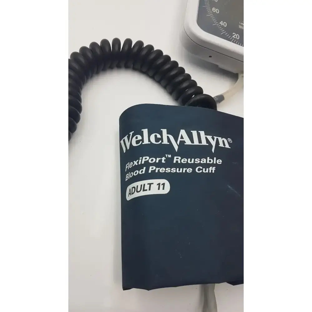 Welch Allyn Lifetime Certified Blood Pressure Gauge with Cuff 25-34cm Blood Pressure Gauge, second-hand product photo 3