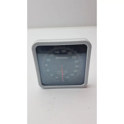 Welch Allyn Lifetime Certified Blood Pressure Monitor/Gauge Blood Pressure Monitor, second-hand product photo 2