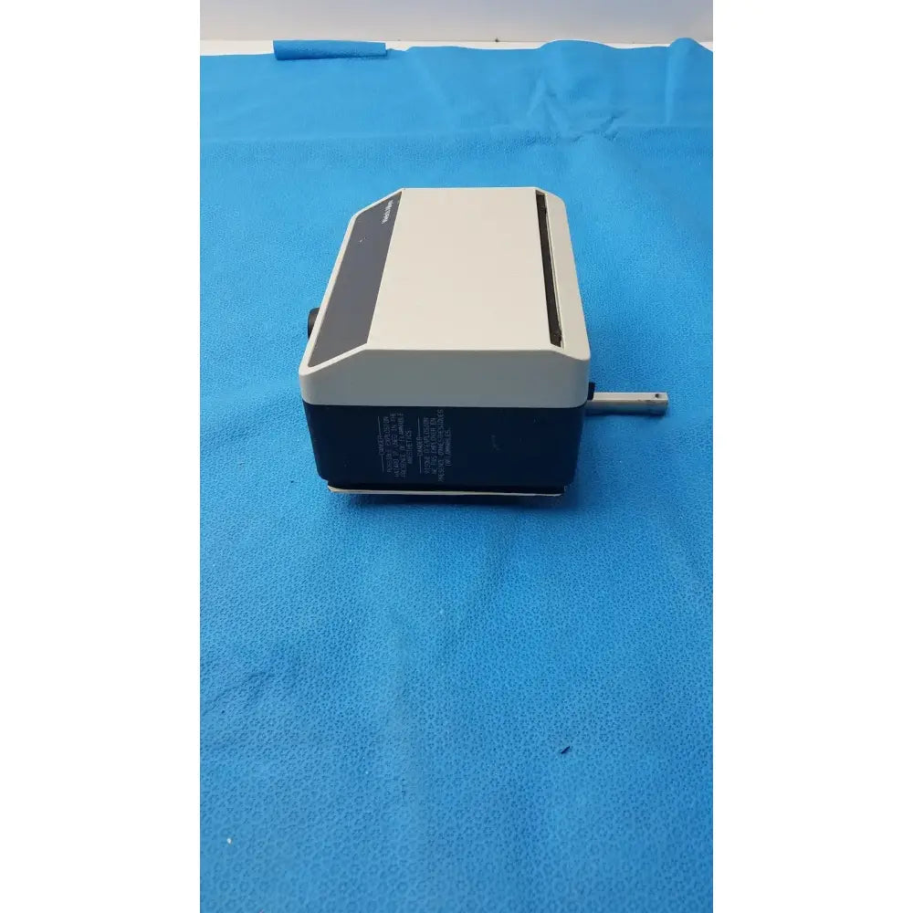 Welch Allyn Light Box Diagnostic Exam Equipment X-Ray Film Viewer, second-hand product photo 4