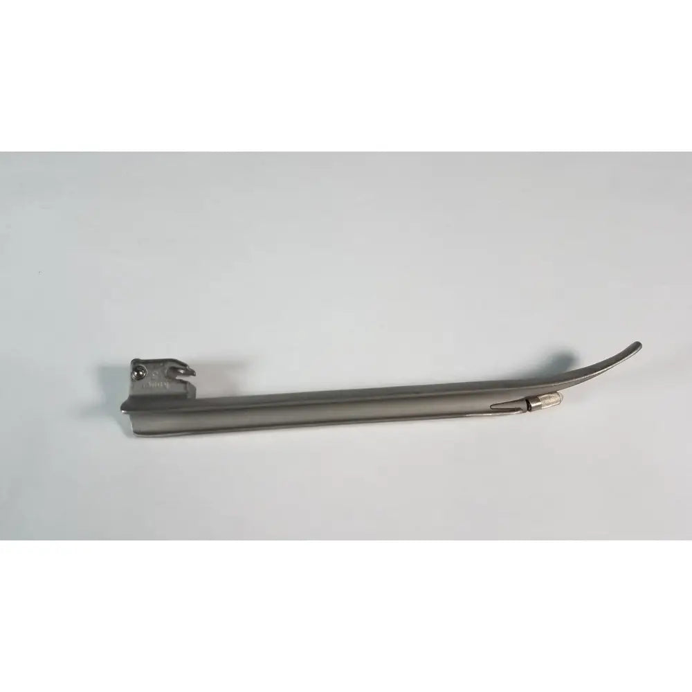 Silver stainless steel welch allyn miller 3 laryngoscope blade with curved handle for surgical use