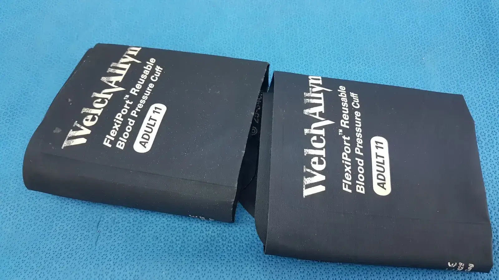 Welch Allyn REUSE-11 FlexiPort Blood Pressure Cuff 25–34cm Thigh- lot of 2 Blood Pressure Cuff, second-hand product photo 1