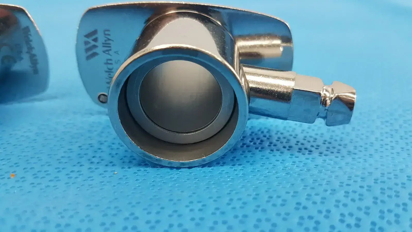 Welch Allyn Screw-Type Blood Pressure Port Connector - LOT OF 2 Blood Pressure Connector, second-hand product photo 3