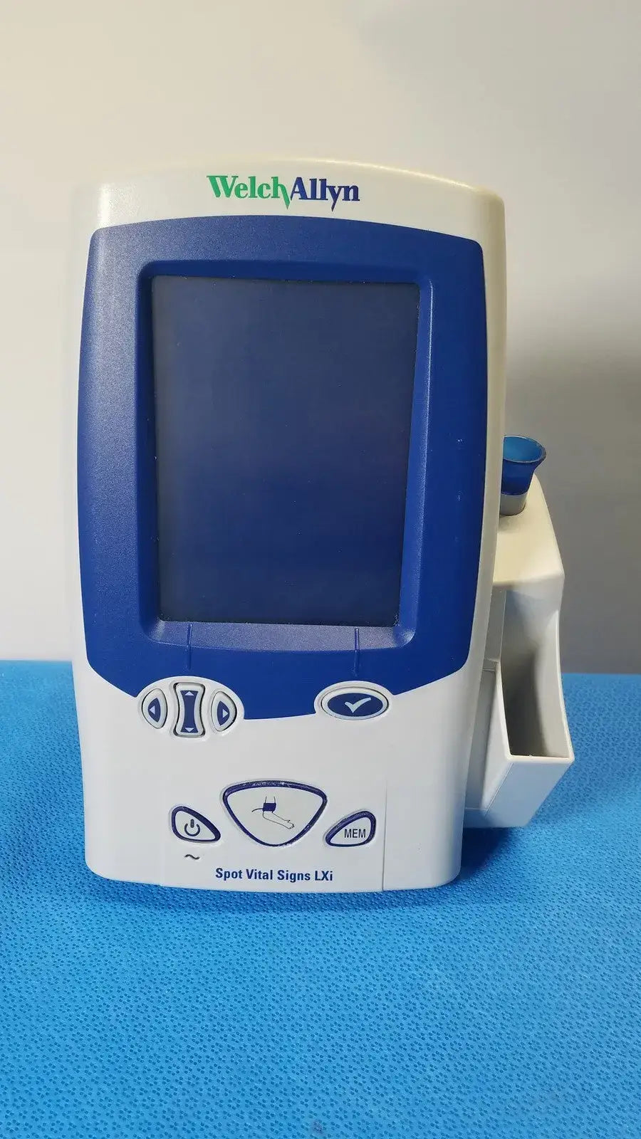 Reuse Medical Welch Allyn Spot Vital Signs LXi Other Medical & Lab Equipment, as-is (for parts) product photo 1