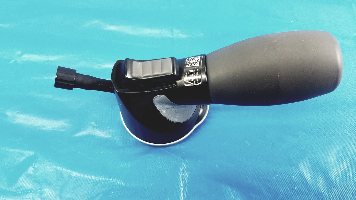 Welch Allyn Trigger Aneroid Sphygmomanometer Trigger Aneroid Sphygmomanometer, second-hand product photo 6