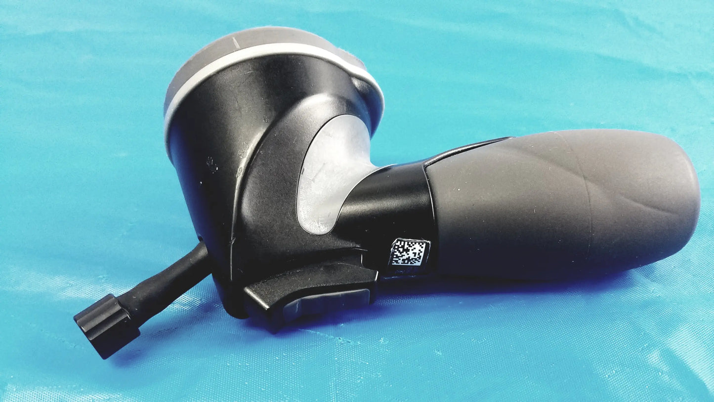 Welch Allyn Trigger Aneroid Sphygmomanometer Trigger Aneroid Sphygmomanometer, second-hand product photo 5
