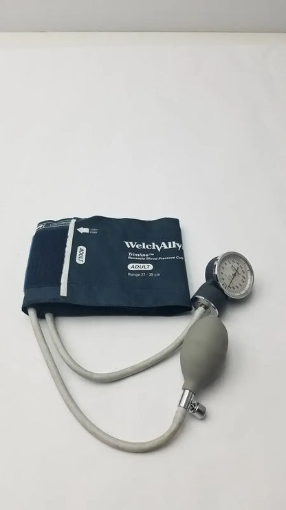 Welch Allyn Trimline Reusable Blood Pressure Cuff Adult Range 27-35 cm Blood Pressure Cuff, second-hand product photo 1