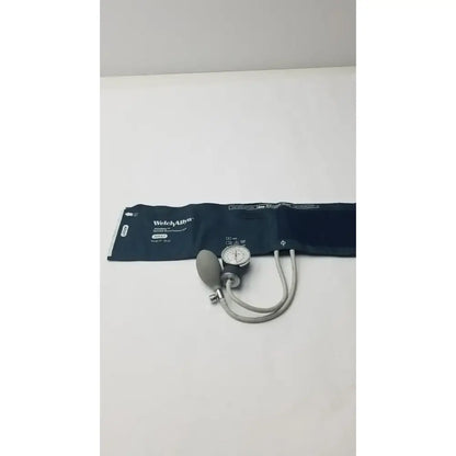 Welch Allyn Trimline Reusable Blood Pressure Cuff Adult Range 27-35 cm Blood Pressure Cuff, second-hand product photo 8