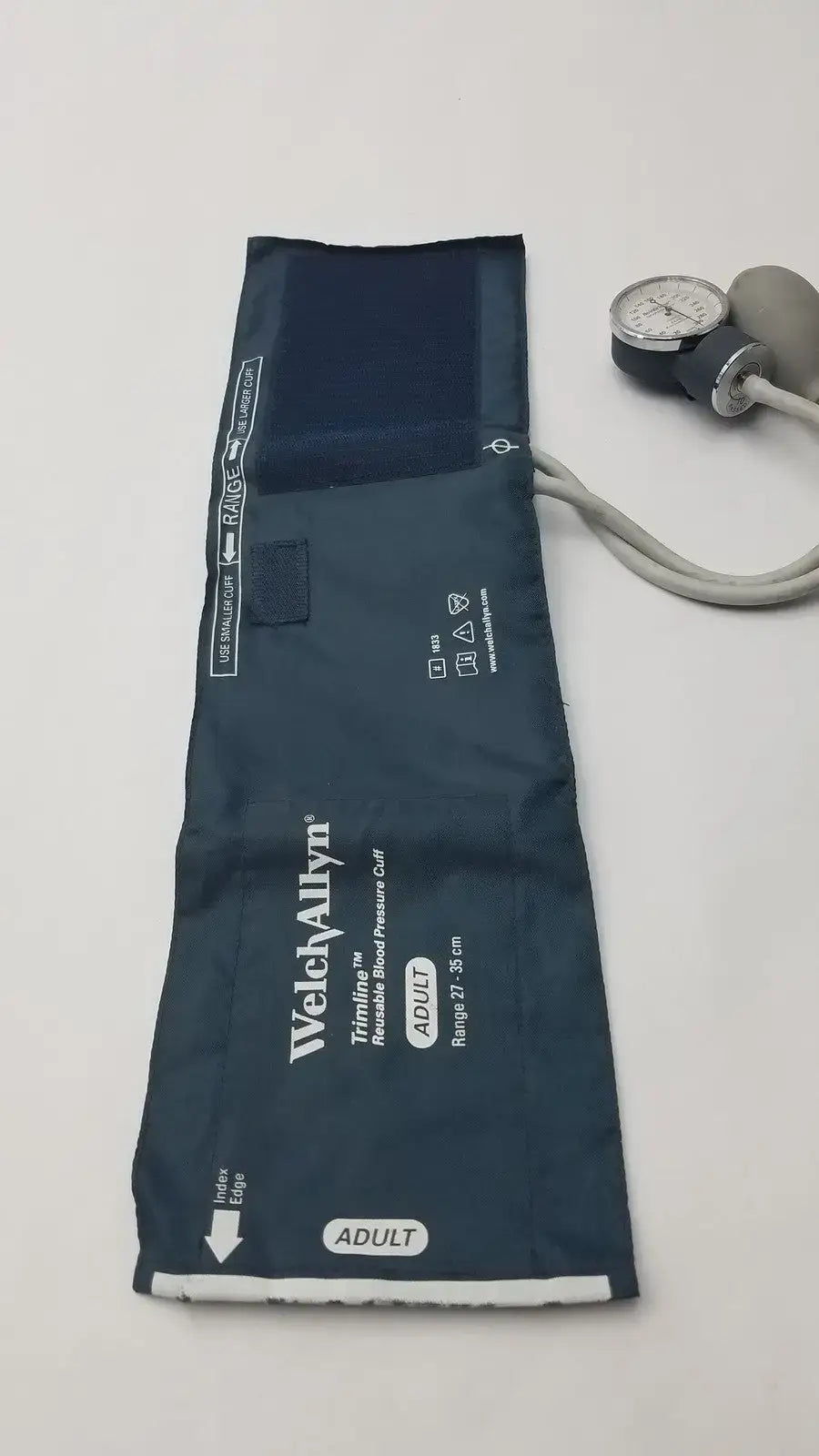 Welch Allyn Trimline Reusable Blood Pressure Cuff Adult Range 27-35 cm Blood Pressure Cuff, second-hand product photo 5