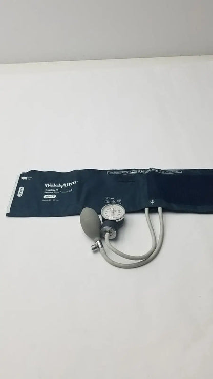 Welch Allyn Trimline Reusable Blood Pressure Cuff Adult Range 27-35 cm Blood Pressure Cuff, second-hand product photo 8