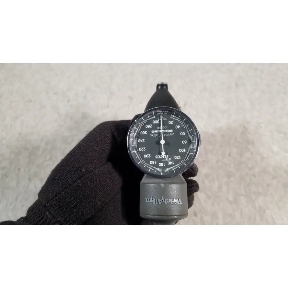Welch Allyn Tycos Classic Hand Aneroid Gauge Only by Welch Allyn Sphygmomanometer Part, second-hand product photo 5