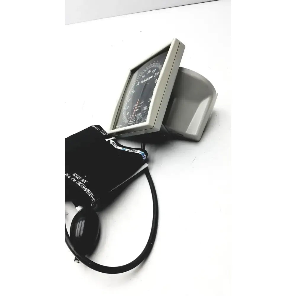 Welch Allyn Tycos Jewel Movement Laser Engraved BP Monitor and Cuff Blood Pressure Monitor, second-hand product photo 10