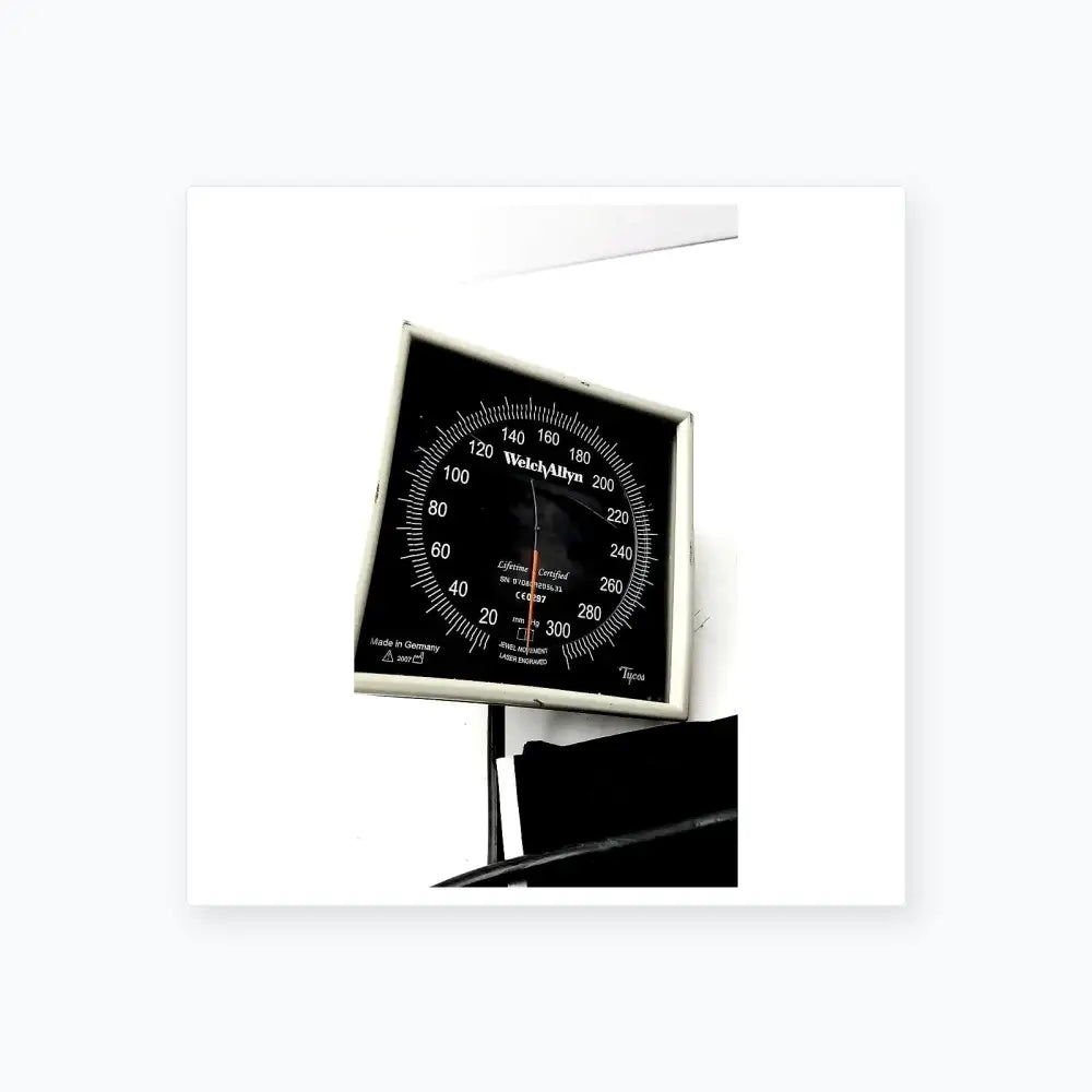 Welch Allyn Tycos Jewel Movement Laser Engraved BP Monitor and Cuff Blood Pressure Monitor, second-hand product photo 4