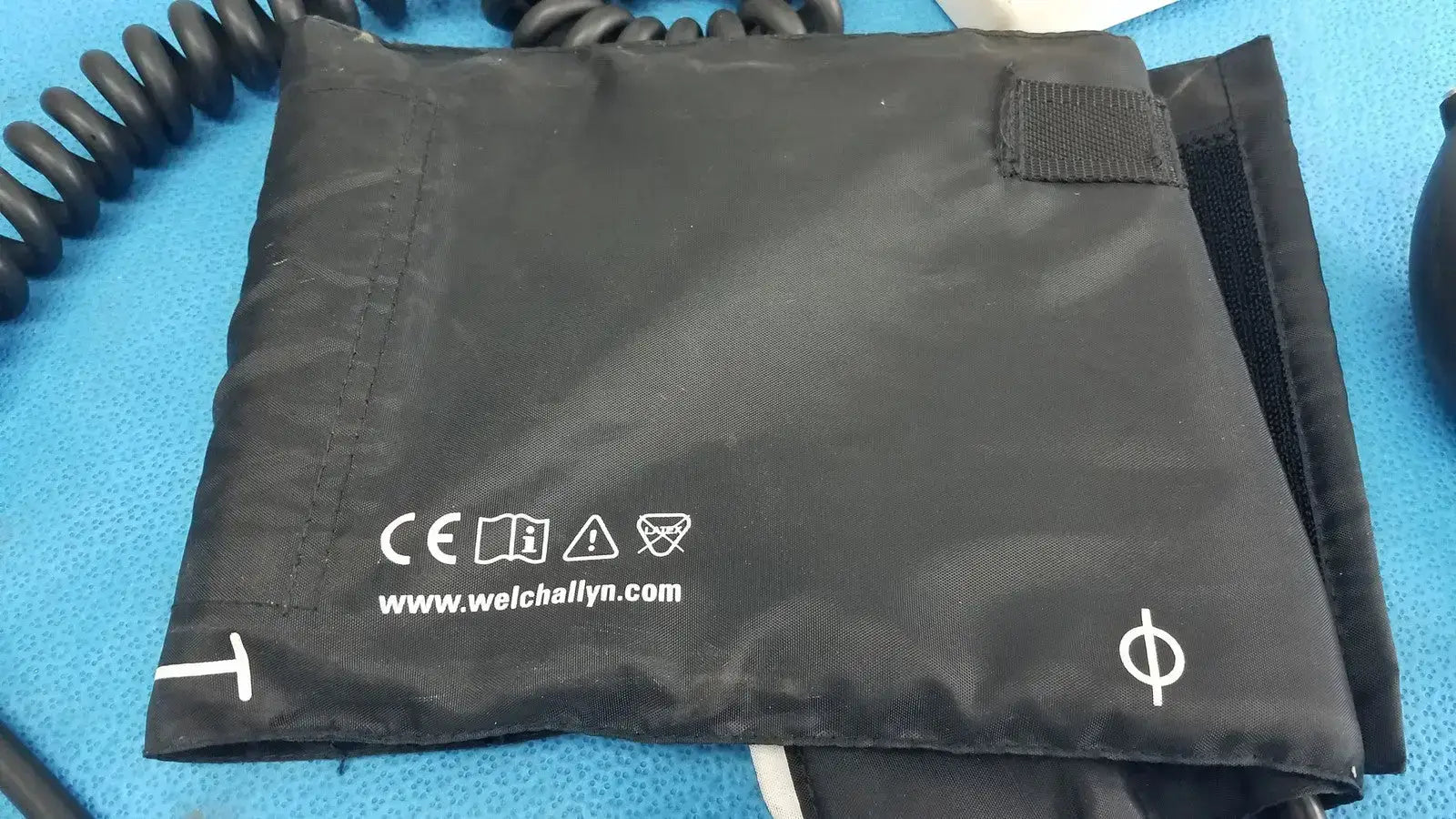 Welch Allyn Tycos Large Adult Sphygmomanometer Blood Pressure Monitor Cuff 34-52 Blood Pressure Cuff, second-hand product photo 11