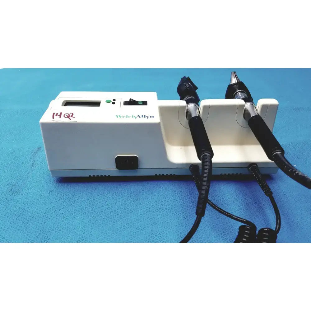 Welch Allyn Wall Mount Transformer with Otoscope & Ophthalmoscope Wall Mount Diagnostic Set, second-hand product photo 3