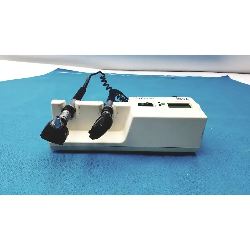 Welch Allyn Wall Mount Transformer with Otoscope & Ophthalmoscope Wall Mount Diagnostic Set, second-hand product photo 4