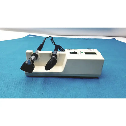 Welch Allyn Wall Mount Transformer with Otoscope & Ophthalmoscope Wall Mount Diagnostic Set, second-hand product photo 4