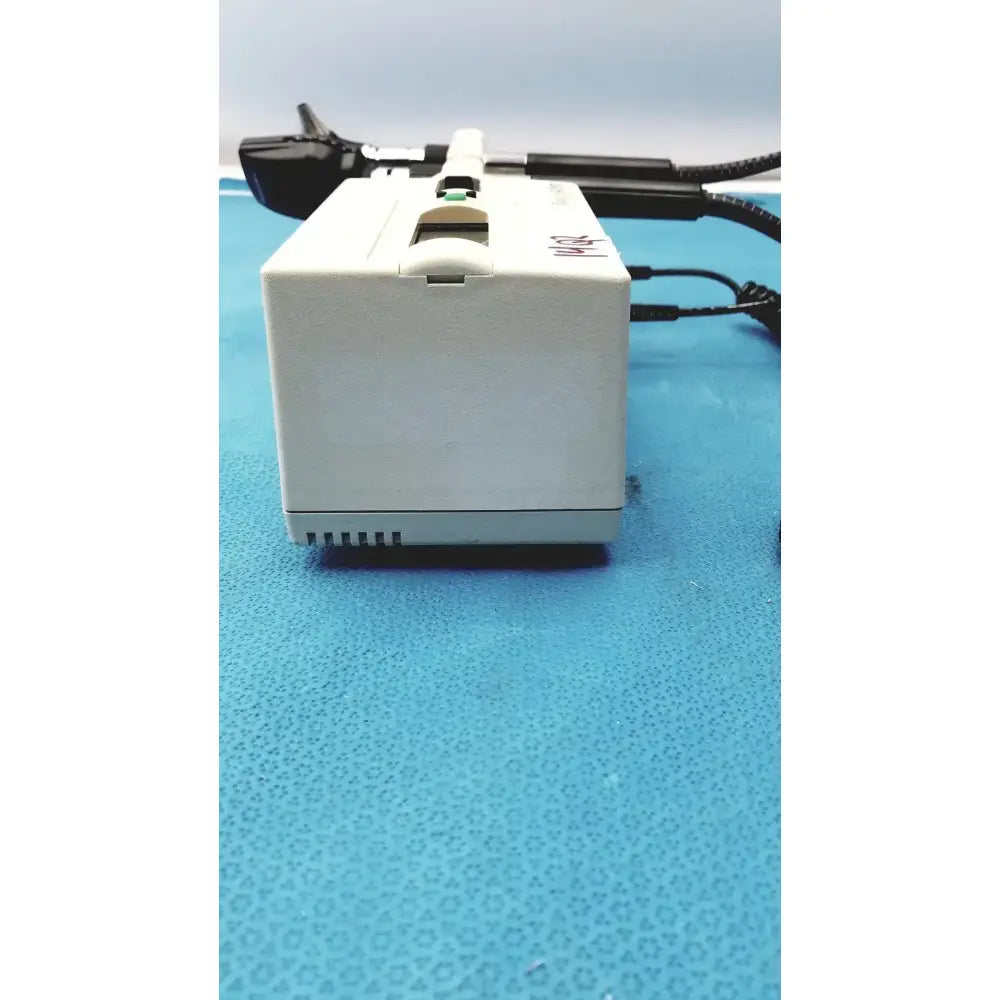 Welch Allyn Wall Mount Transformer with Otoscope & Ophthalmoscope Wall Mount Diagnostic Set, second-hand product photo 8