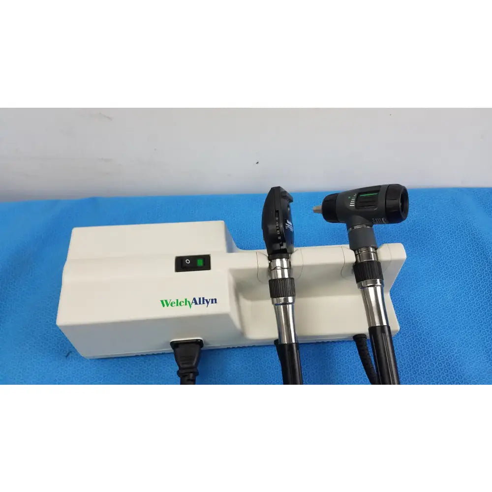 Welch Allyn Wall Transformer With 11720 Otoscope & Ophthalmoscope Heads Wall Transformer, second-hand product photo 1