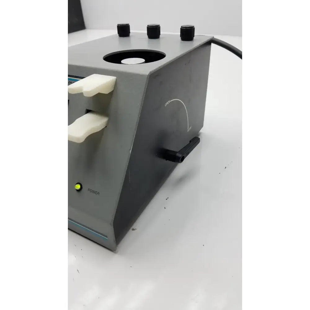 Wescor 5500 Vapor Pressure Osmometer Osmometer, second-hand product photo 4