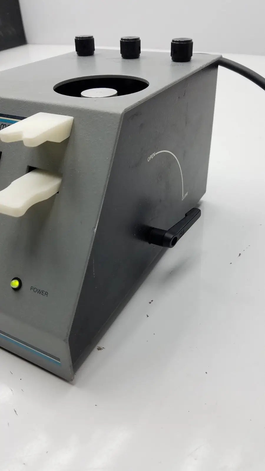 Wescor 5500 Vapor Pressure Osmometer Osmometer, second-hand product photo 4