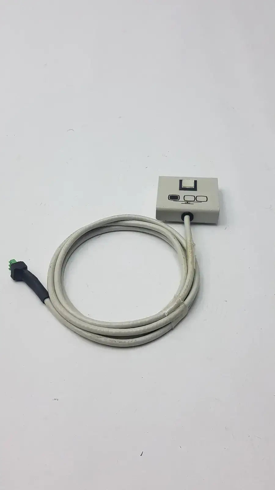 Unbranded White Switch With Green Lead 27-438-01 Rev A Electrical Switch Component, second-hand product photo 2