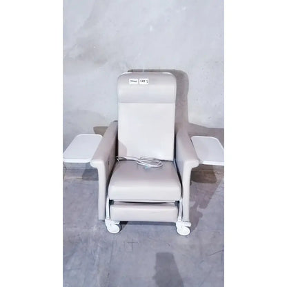 Winco 694 Care Recliner Dialysis chair +Back Massager Vibrate with Side Trays Dialysis Chair, second-hand product photo 1