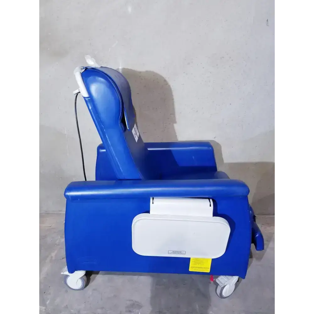 Winco 694 Care Recliner Dialysis chair +Back Massager Vibrate +Side Trays Patient Recliner Chair, second-hand product photo 11