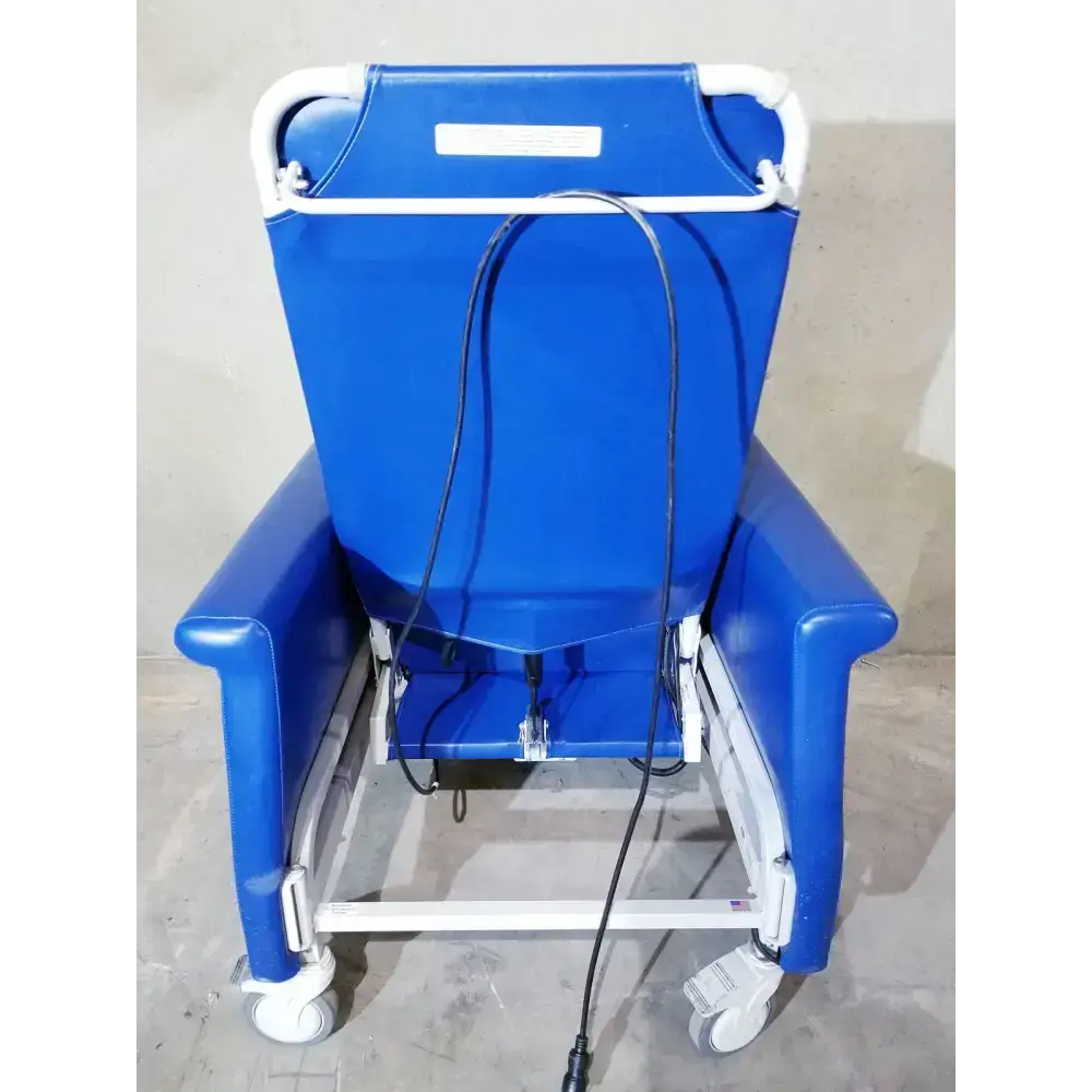 Winco 694 Care Recliner Dialysis chair +Back Massager Vibrate +Side Trays Patient Recliner Chair, second-hand product photo 7