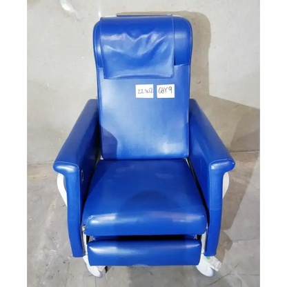 Winco 694 Care Recliner Dialysis chair +Back Massager Vibrate +Side Trays Patient Recliner Chair, second-hand product photo 1