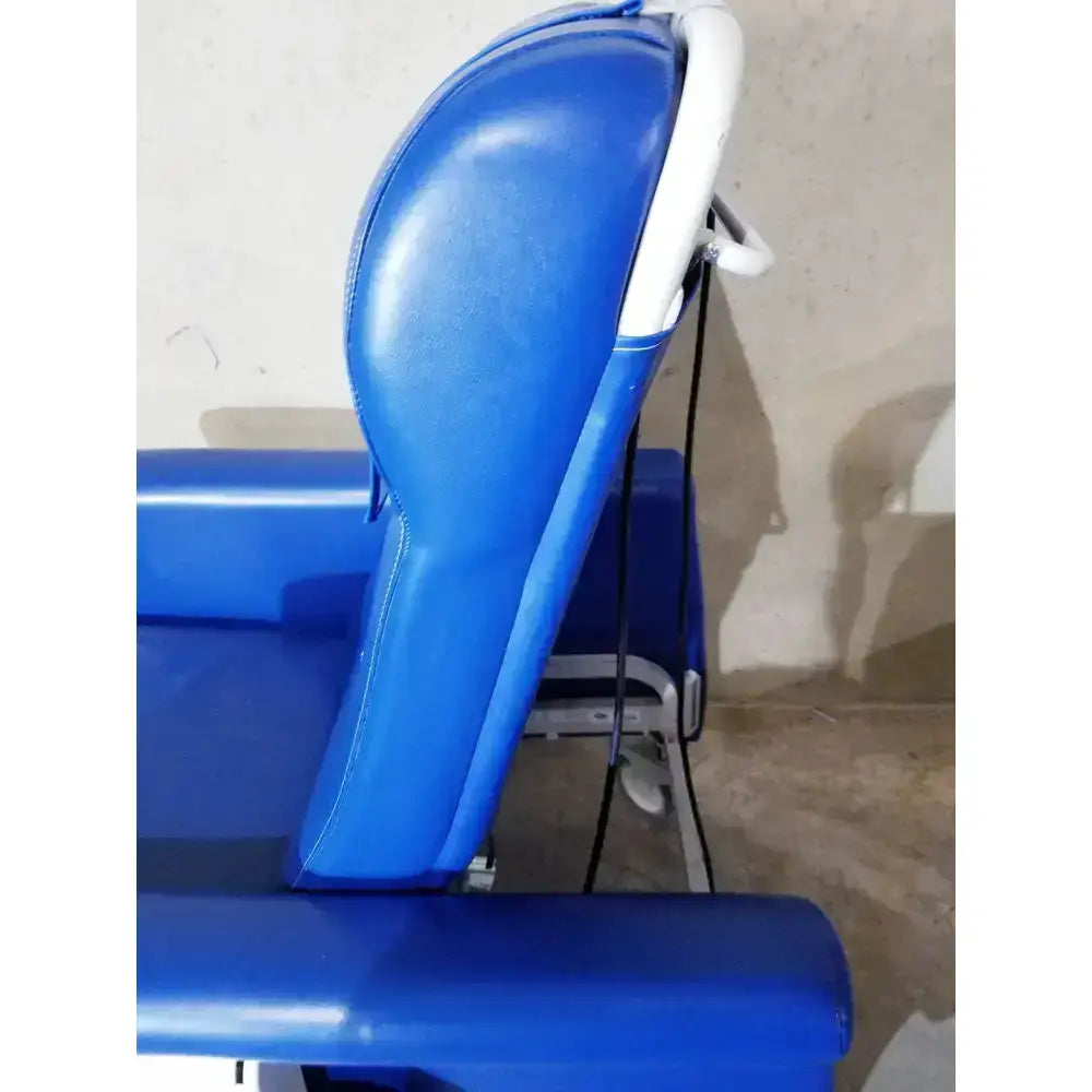 Winco 694 Care Recliner Dialysis chair +Back Massager Vibrate +Side Trays Patient Recliner Chair, second-hand product photo 6