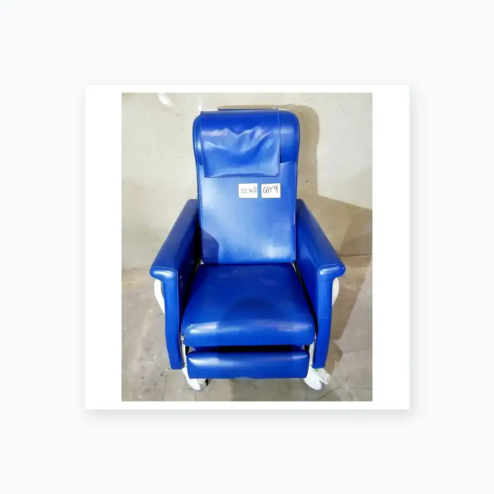 Winco 694 Care Recliner Dialysis chair +Back Massager Vibrate +Side Trays Patient Recliner Chair, second-hand product photo 1