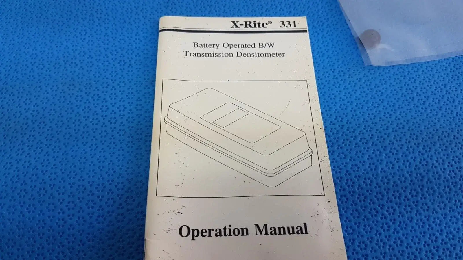 X-Rite 331 Transmission Densitometer – Battery Operated Precision Measuring Device Transmission densitometer, second-hand product photo 6