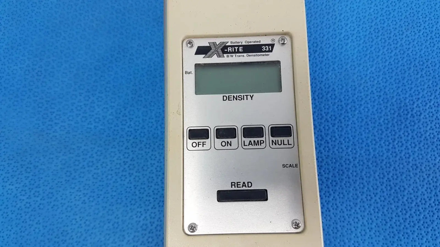 X-Rite 331 Transmission Densitometer – Battery Operated Precision Measuring Device Transmission densitometer, second-hand product photo 5