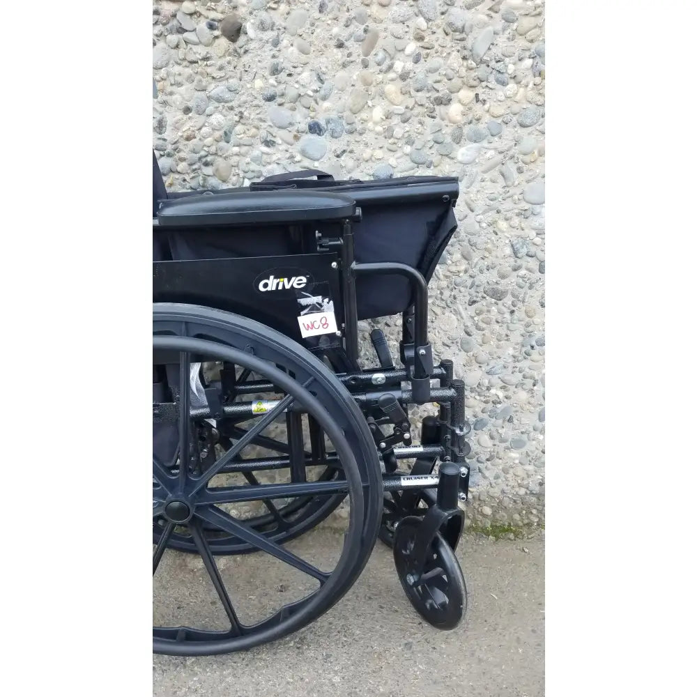 Reuse Medical Equipment X4 Transport Wheelchair by Drive Medical – Foldable & Lightweight Wheelchair, second-hand product photo 5
