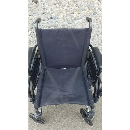 Reuse Medical Equipment X4 Transport Wheelchair by Drive Medical – Foldable & Lightweight Wheelchair, second-hand product photo 6