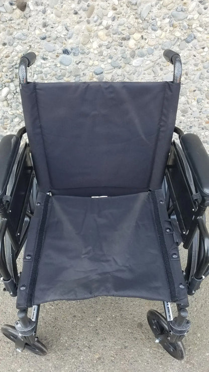 Reuse Medical Equipment X4 Transport Wheelchair by Drive Medical – Foldable & Lightweight Wheelchair, second-hand product photo 6